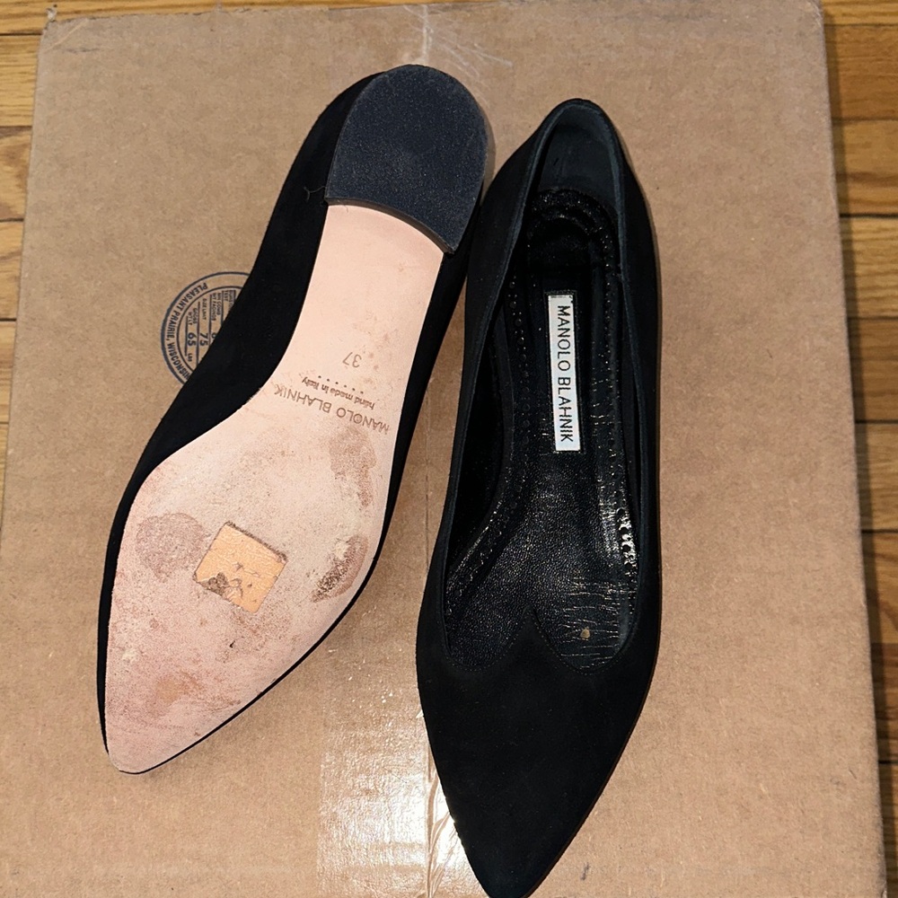 Manolo Blahnik Black Suede Flats - Picture 5 of 9